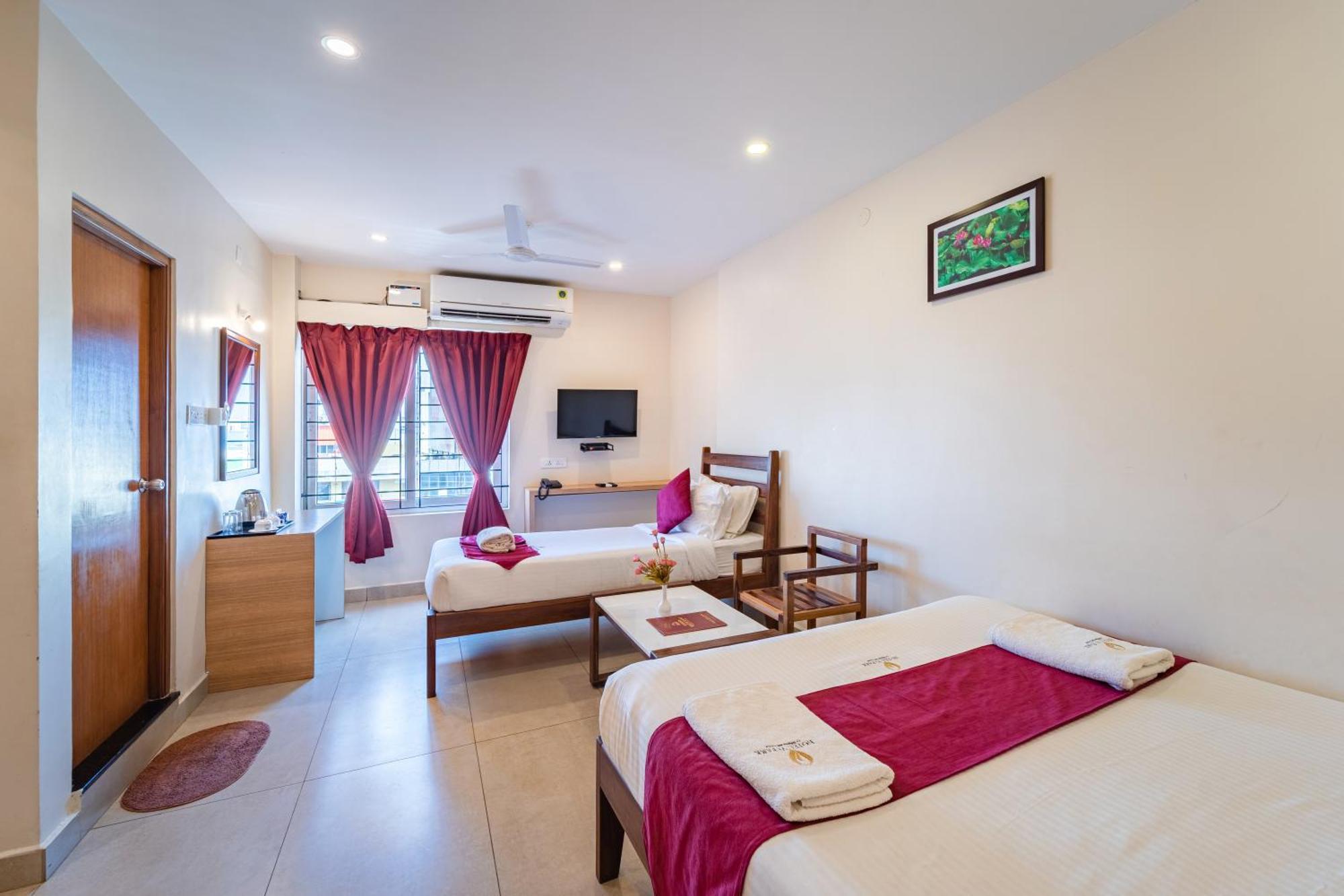 Hotel VI Park - City Centre Pondicherry Exterior foto