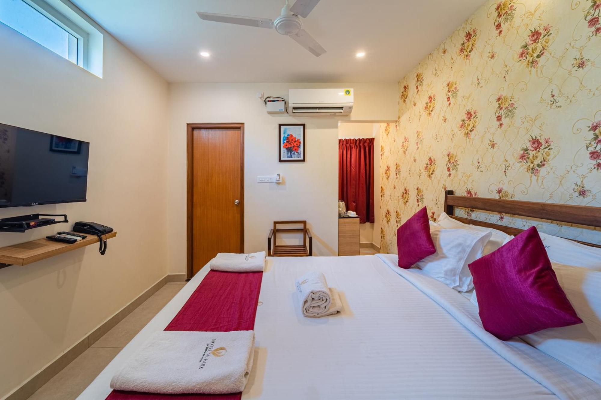 Hotel VI Park - City Centre Pondicherry Exterior foto