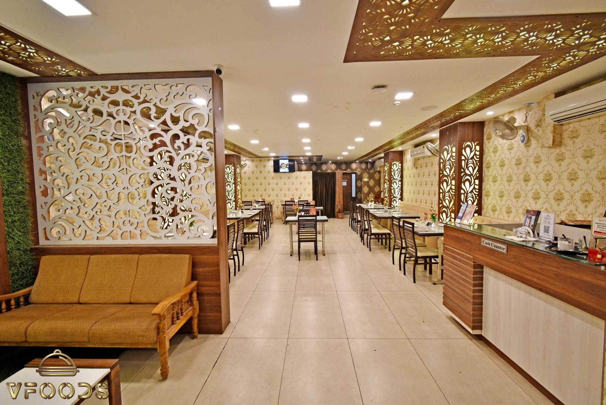 Hotel VI Park - City Centre Pondicherry Exterior foto